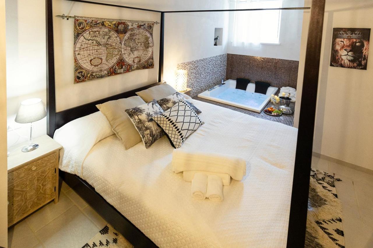 Palazzo Badiale History&Rooms Atella Luaran gambar