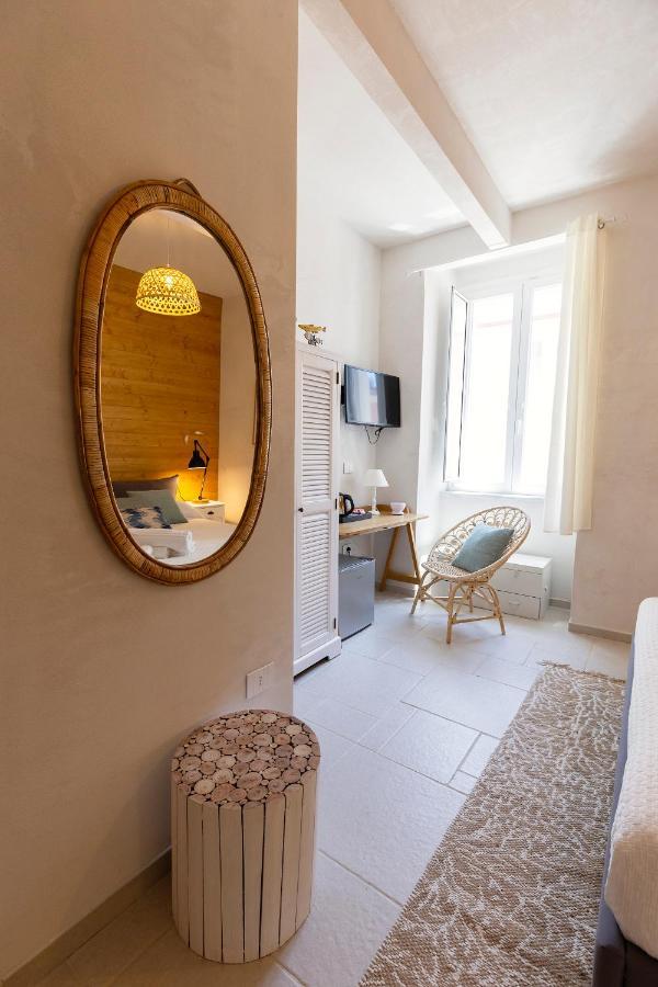 Palazzo Badiale History&Rooms Atella Luaran gambar